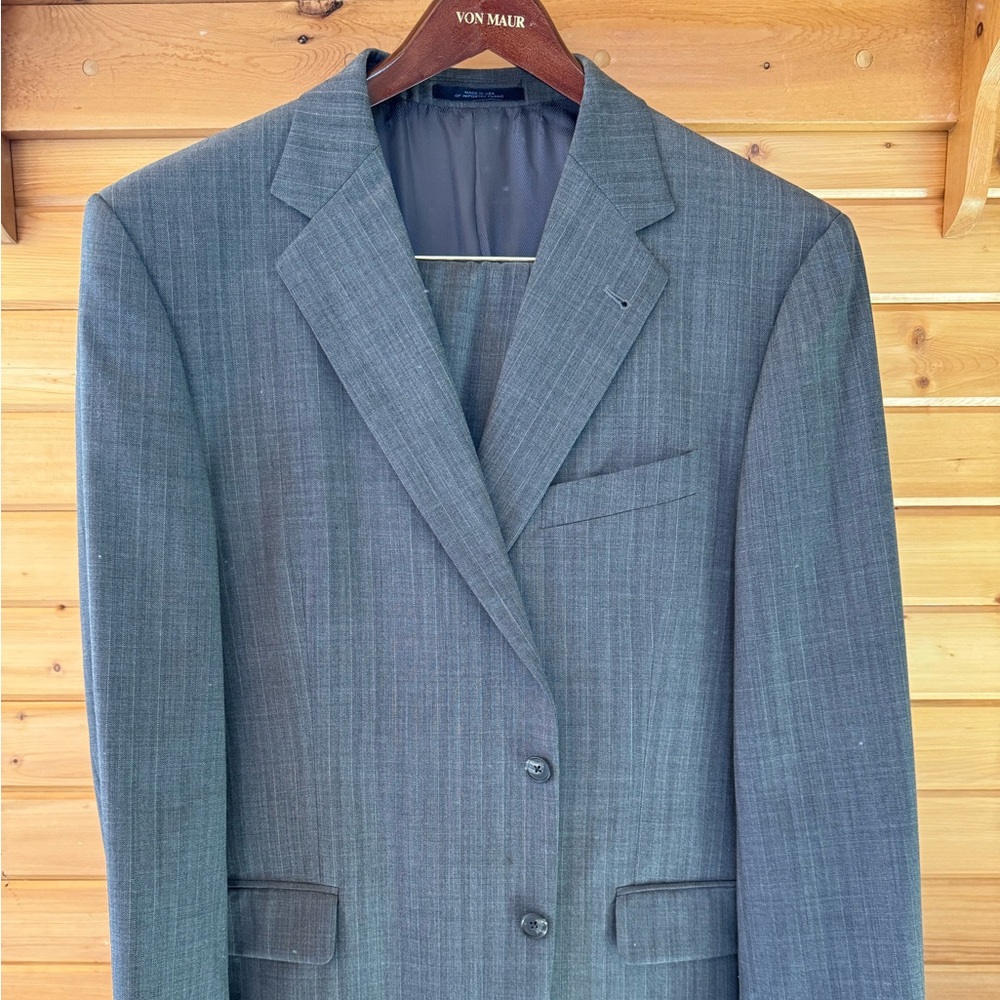 Joseph Abboud Charcoal Gray Suit 46R